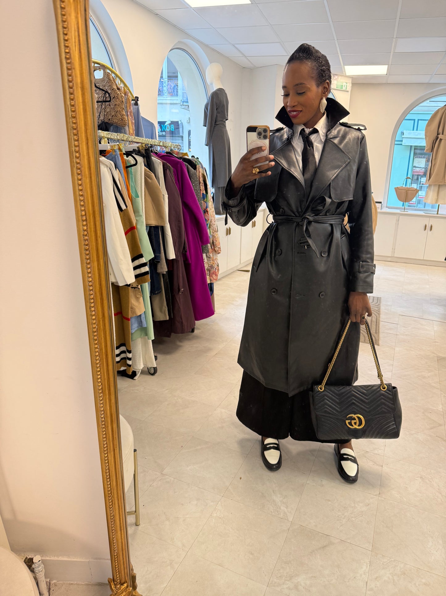 Trench loane